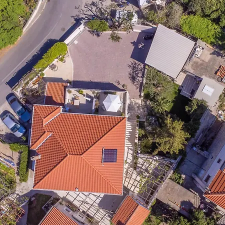 D&l, Free Parking On-site Dubrovnik